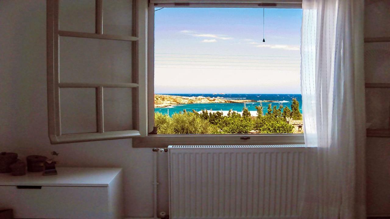 Nesaea Seafront House Villa Parasporos ภายนอก รูปภาพ